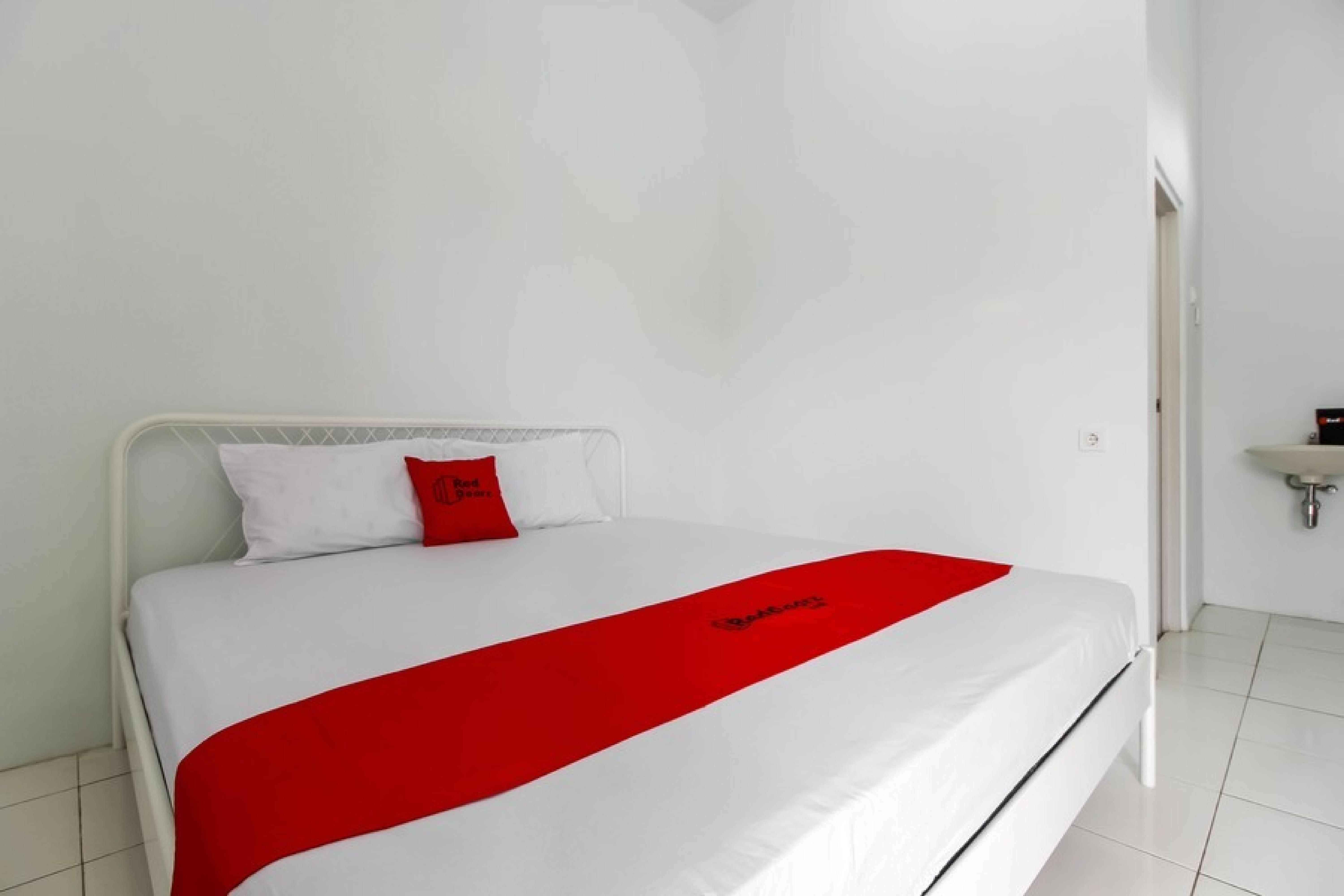 Hotel Reddoorz @ Jagakarsa 2 à Jakarta Extérieur photo